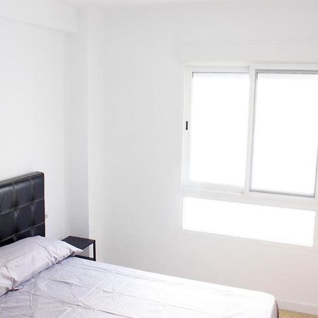 Apartamento Privado Proximo A Playa Y Ciencias Con Wifi Appartement Valencia Buitenkant foto