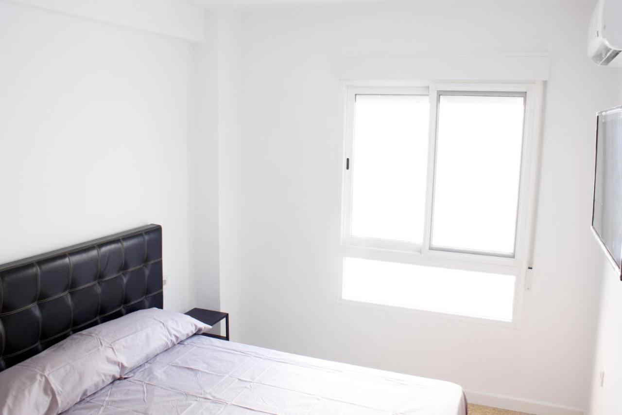 Apartamento Privado Proximo A Playa Y Ciencias Con Wifi Appartement Valencia Buitenkant foto
